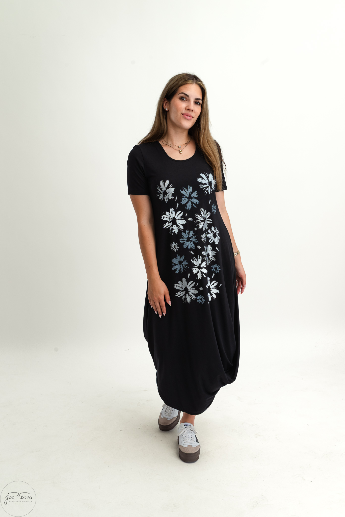 HALJINA TEODORA CRNA