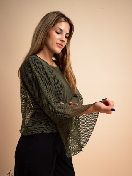 MREŽASTI PONČO KARLA OLIVEN