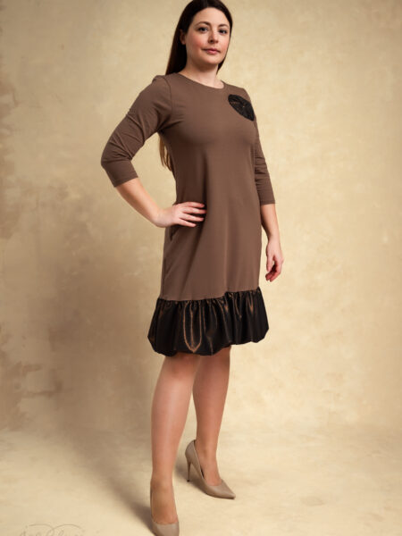 HALJINA ELISIA SMEĐA