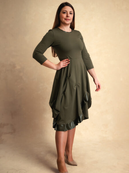 HALJINA ERNIKA OLIVNA